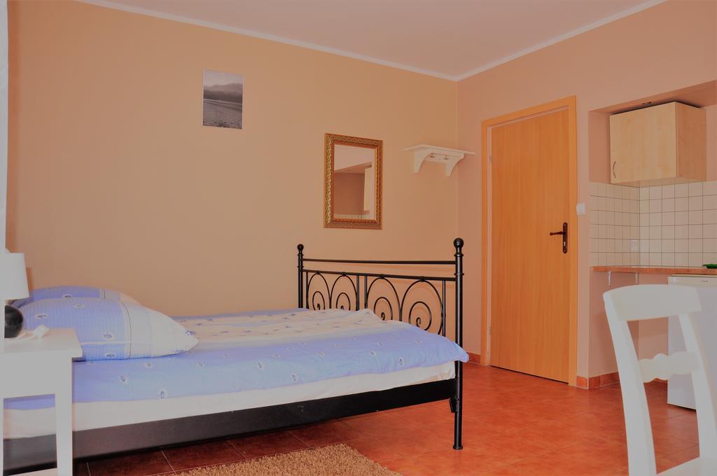 Optima Bed & Breakfast Mielno  Ngoại thất bức ảnh